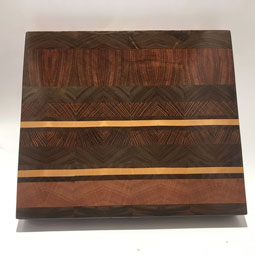 Sixth cutting board example. Second view.