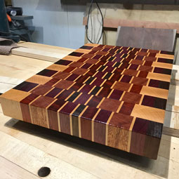 Eigth cutting board example. Fourth view.