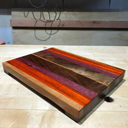 Twenty-second cutting board example.